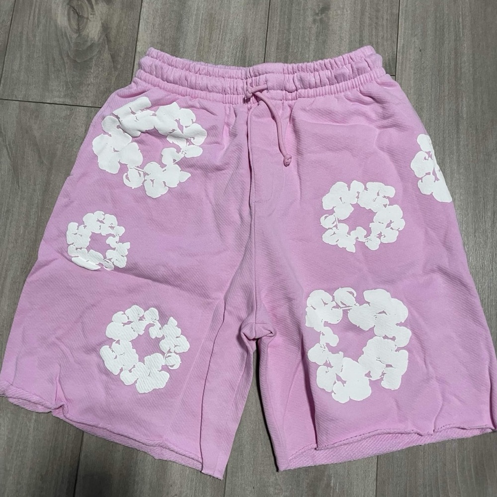 Small Pink denim tears shorts